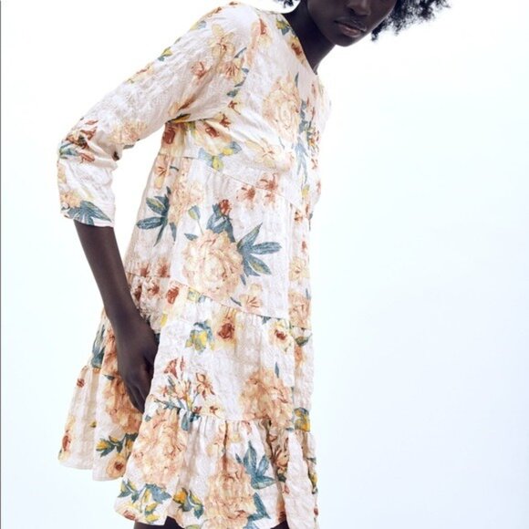 Zara Floral Tiered Dress Boho 3/4 Sleeve Size Small Flowy NWT - Picture 4 of 6